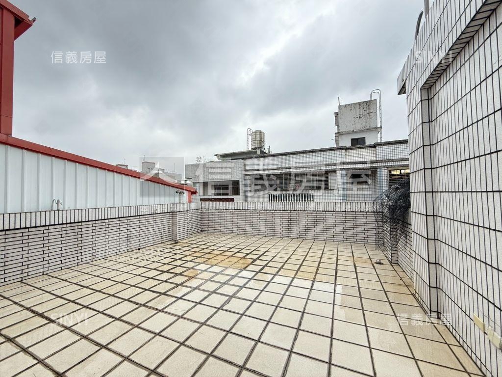 中央公園水湳大面寬透天房屋室內格局與周邊環境