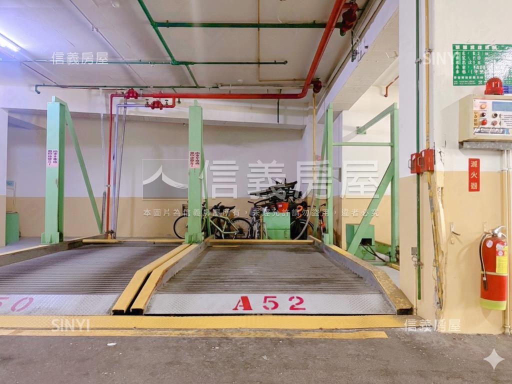 三面採光翡翠城堡景觀戶房屋室內格局與周邊環境