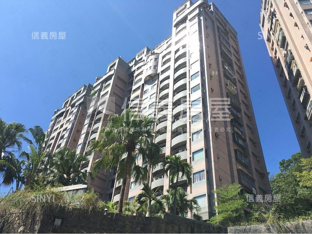 三面採光翡翠城堡景觀戶房屋室內格局與周邊環境