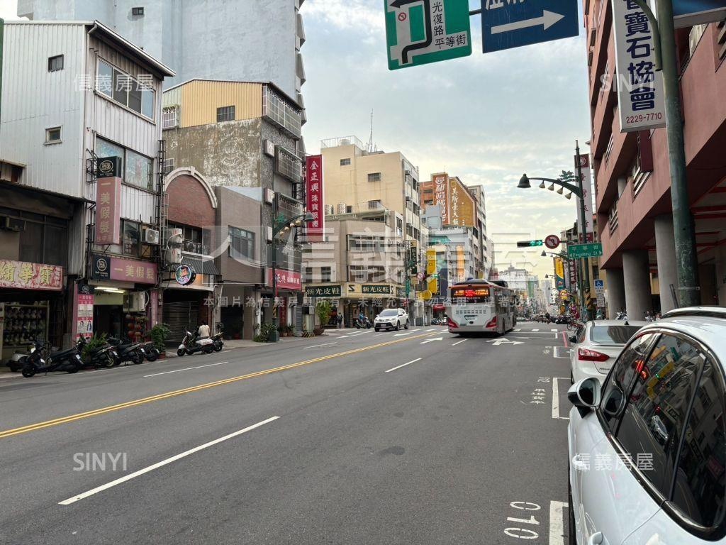 三民路低總價透天房屋室內格局與周邊環境
