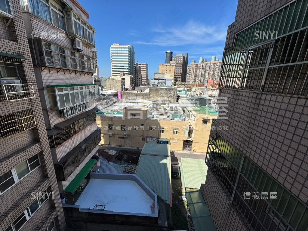 前陽台進出★雙衛浴開窗房屋室內格局與周邊環境