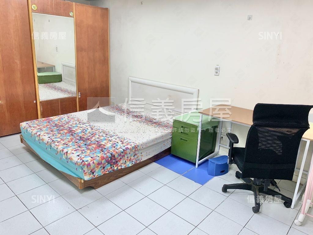 推★景秀大廈★１１Ｆ房屋室內格局與周邊環境