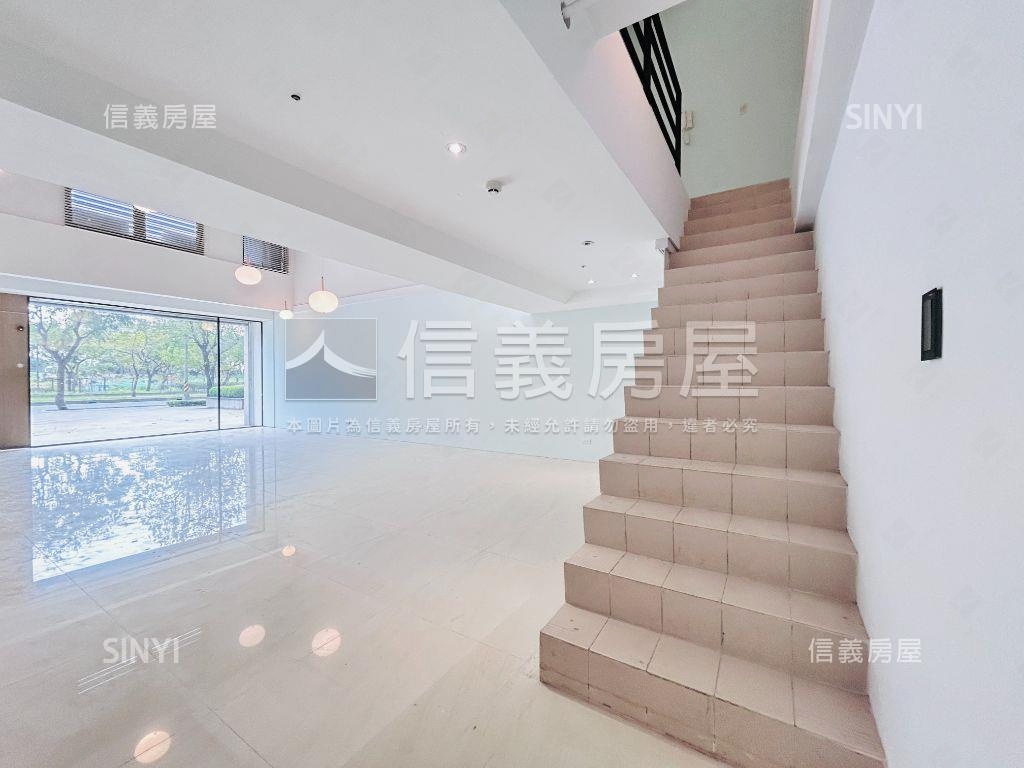 國峰苑近Ａ１９店面房屋室內格局與周邊環境