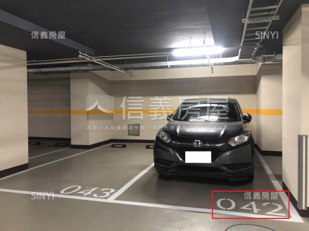 稀有！達麗Ｊ１２兩房平車房屋室內格局與周邊環境