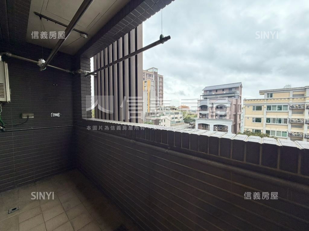 聚豐耘Ⅱ大三房平面車位房屋室內格局與周邊環境