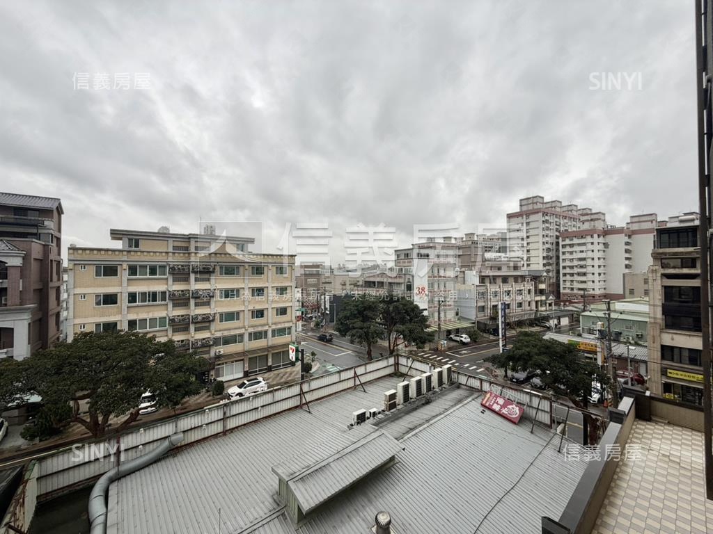 聚豐耘Ⅱ大三房平面車位房屋室內格局與周邊環境
