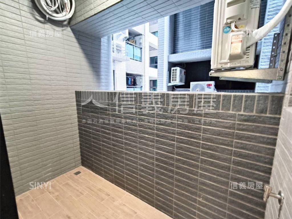 開遠諾金近高鐵精裝戶平車房屋室內格局與周邊環境