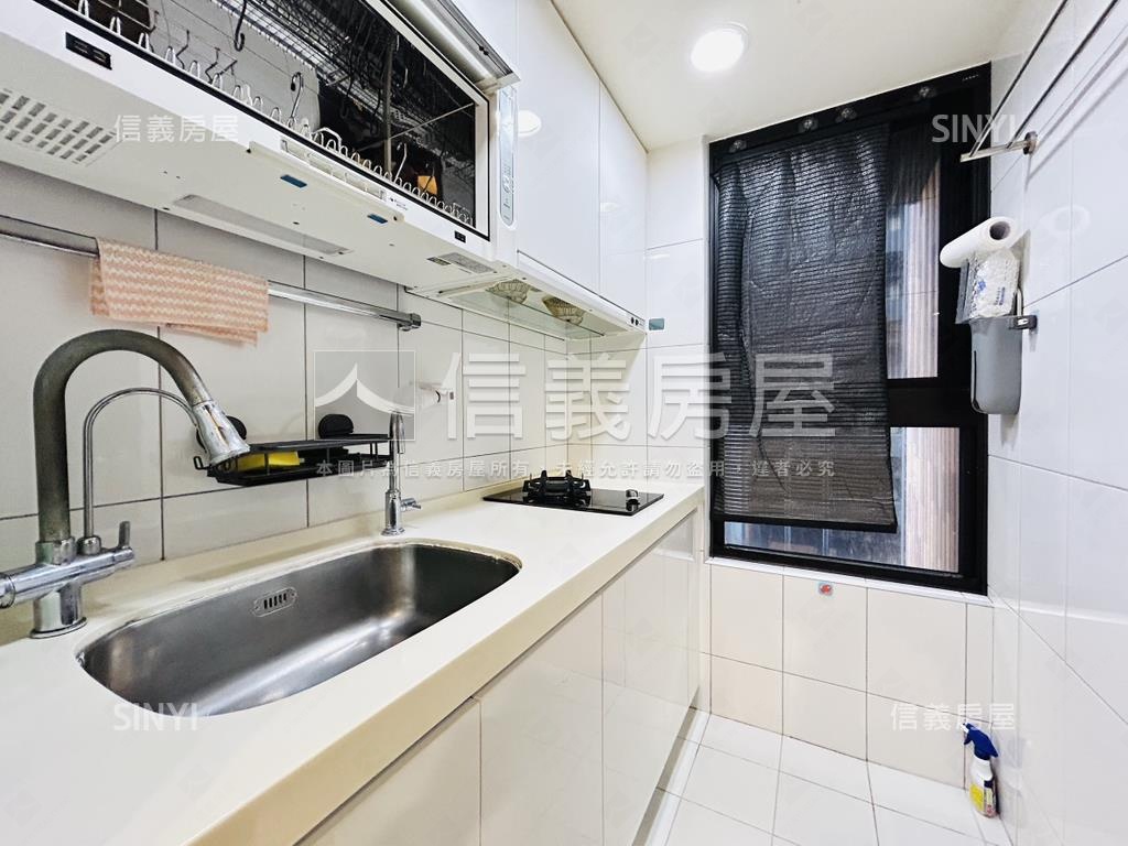 海洋都心高樓裝潢房屋室內格局與周邊環境