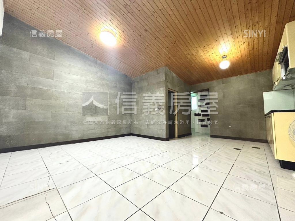 近商六十免整理透天房屋室內格局與周邊環境