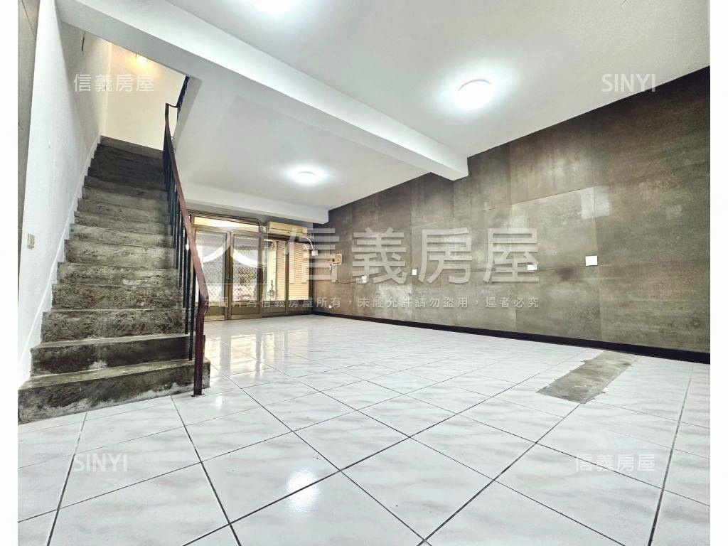 近商六十免整理透天房屋室內格局與周邊環境