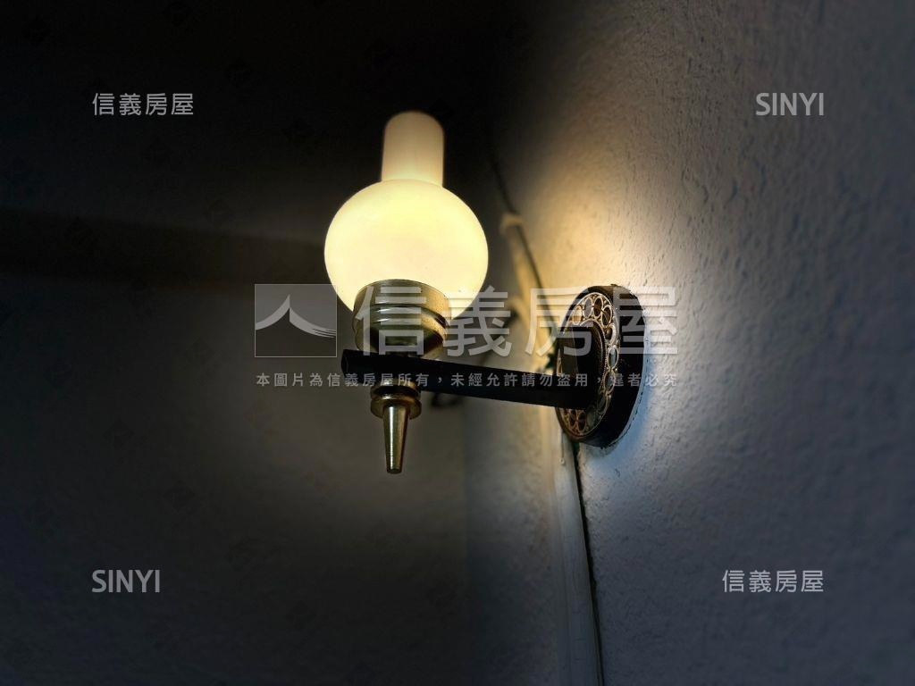 近商六十免整理透天房屋室內格局與周邊環境