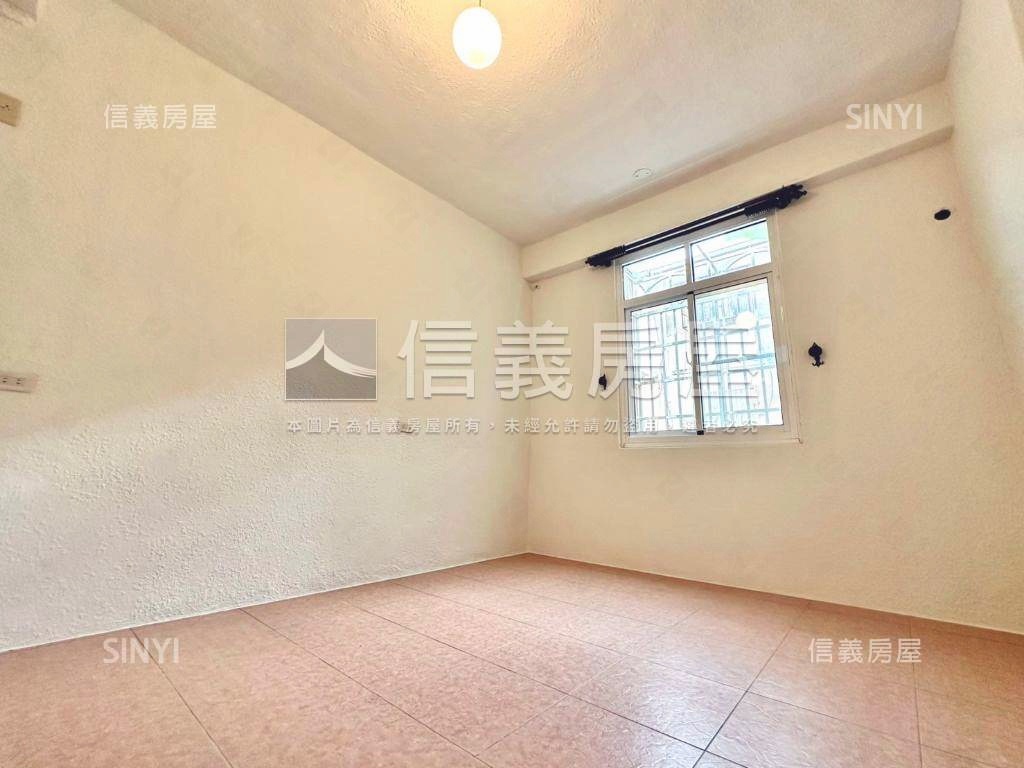 近商六十免整理透天房屋室內格局與周邊環境