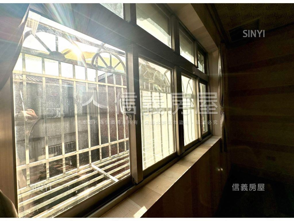 近商六十免整理透天房屋室內格局與周邊環境