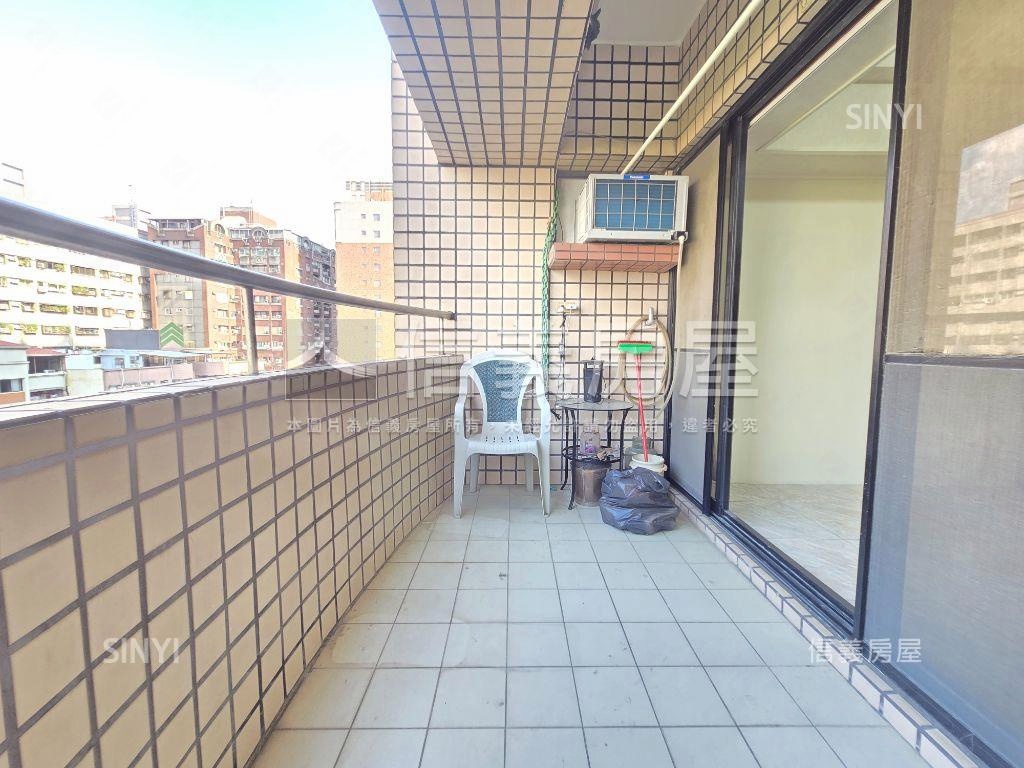 陽明學區公園景觀四房平車房屋室內格局與周邊環境