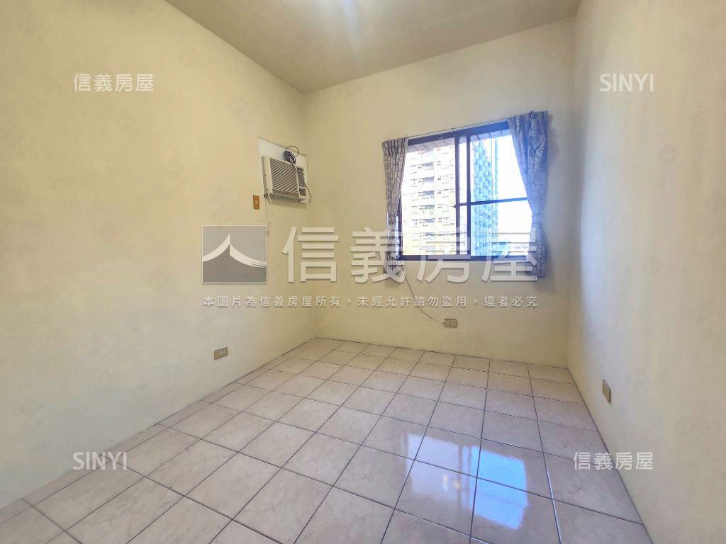 陽明學區公園景觀四房平車房屋室內格局與周邊環境