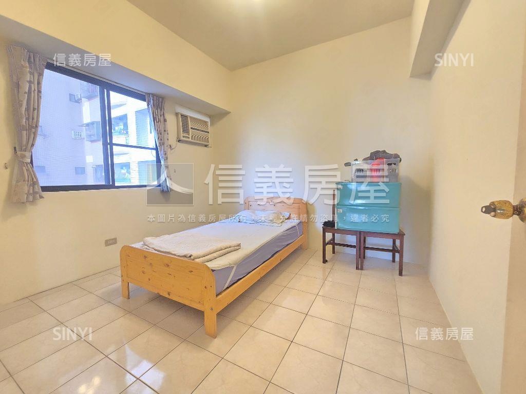 陽明學區公園景觀四房平車房屋室內格局與周邊環境