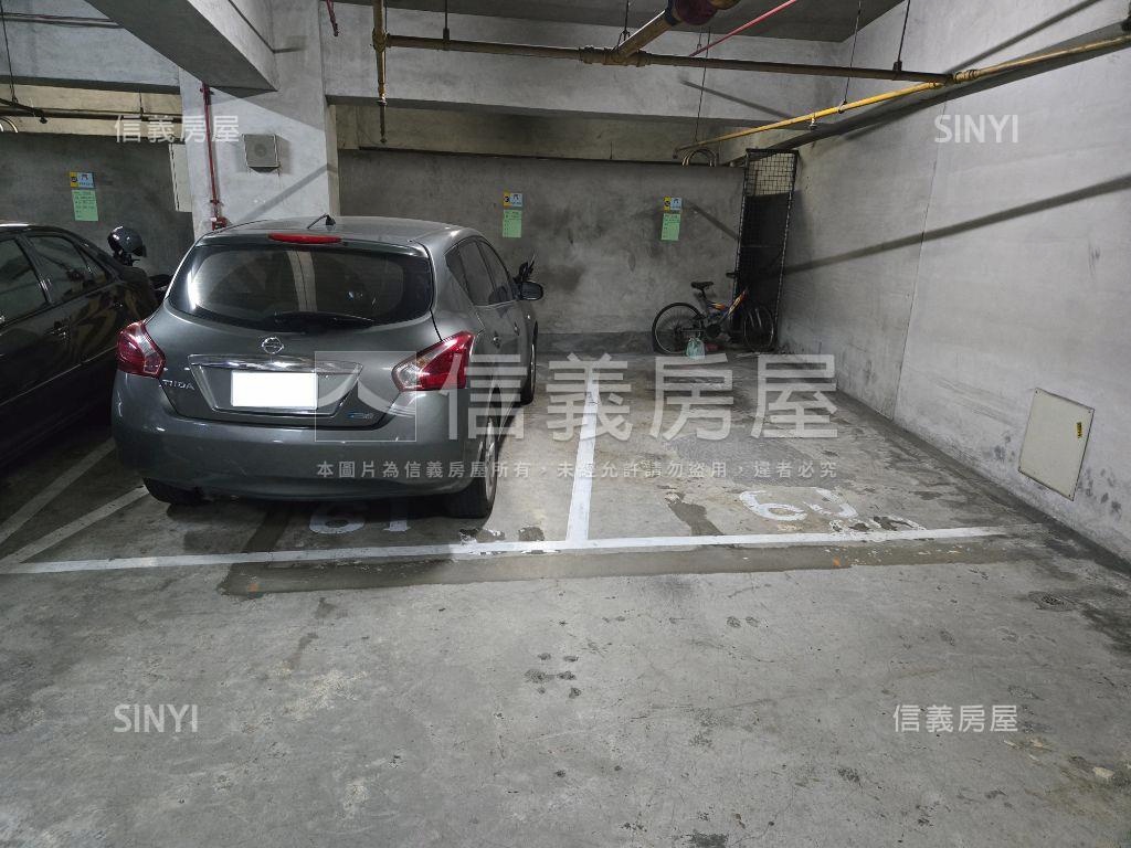 陽明學區公園景觀四房平車房屋室內格局與周邊環境