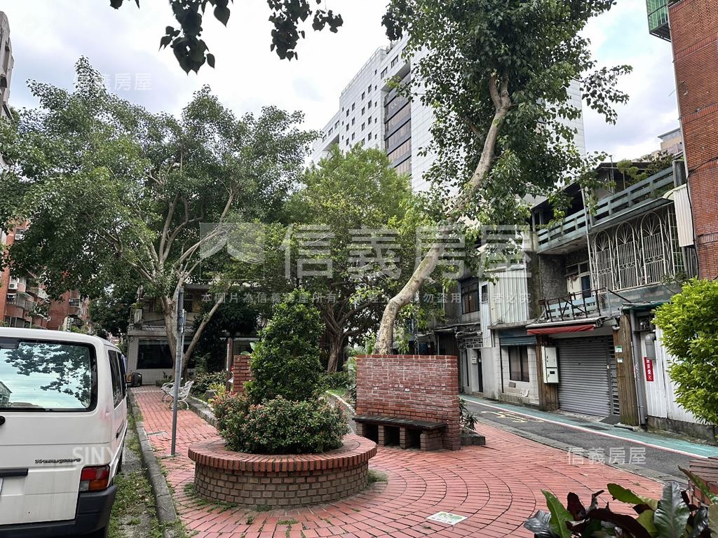 合江街邊間三房美寓房屋室內格局與周邊環境