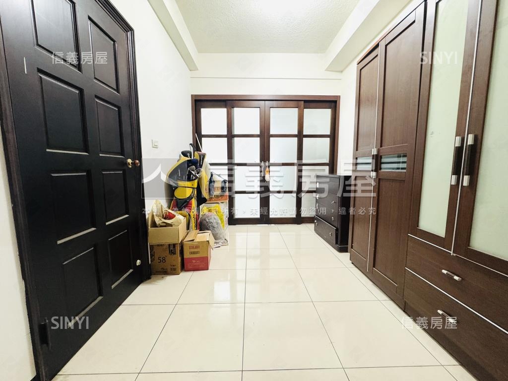 善化稀有大間透天房屋室內格局與周邊環境