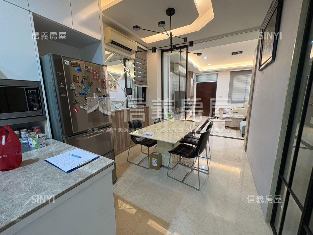 楓樹輕屋齡質感電梯豪墅房屋室內格局與周邊環境