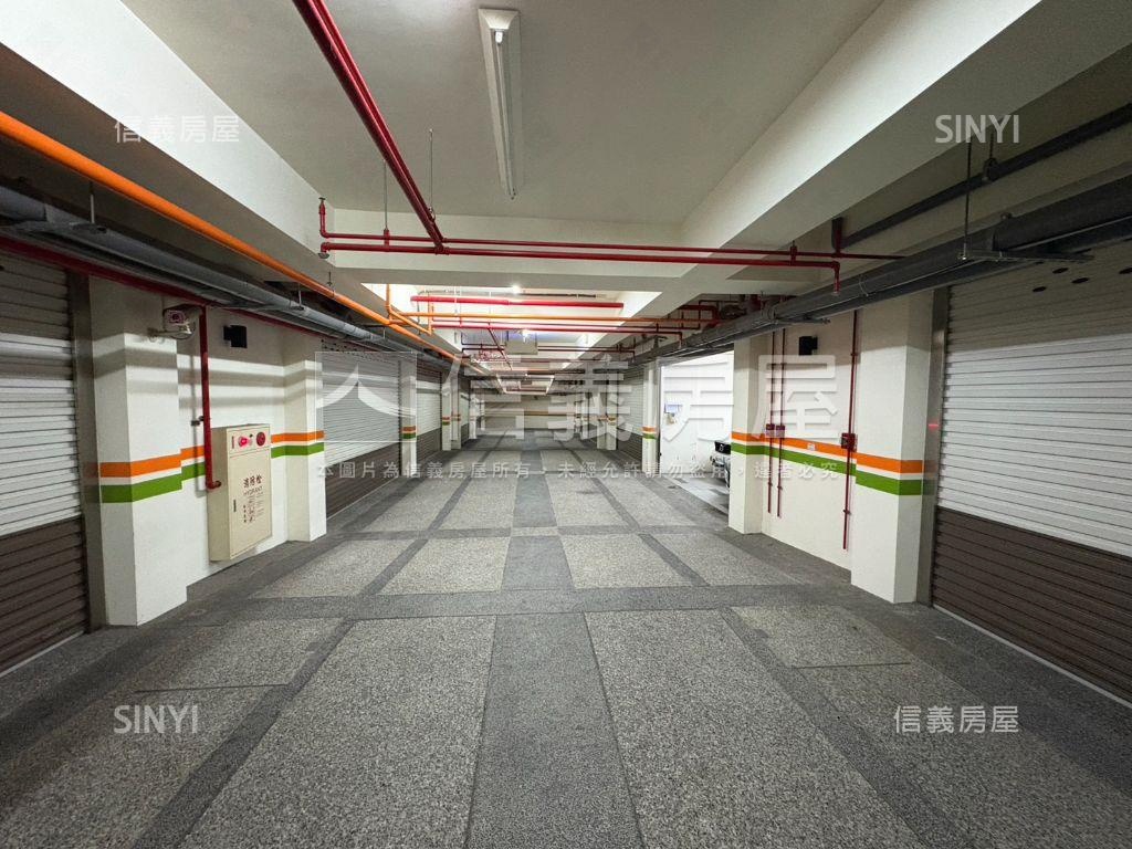 楓樹輕屋齡質感電梯豪墅房屋室內格局與周邊環境