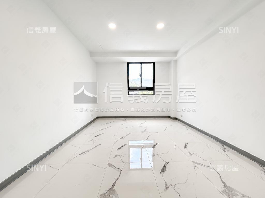 汐萬電梯四房房屋室內格局與周邊環境
