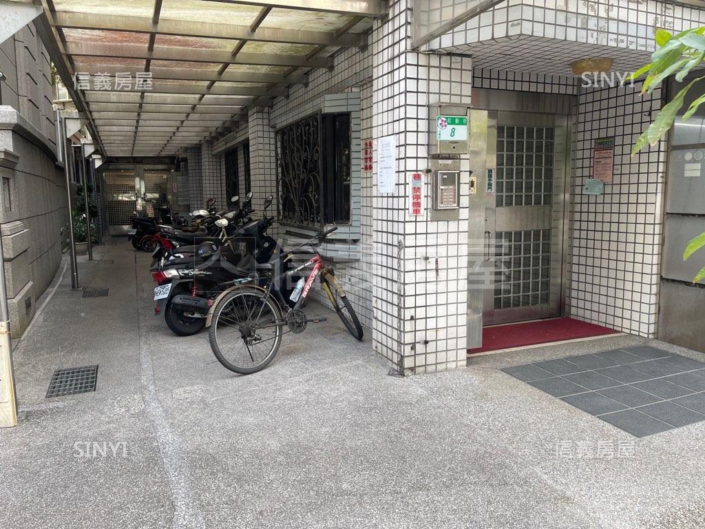 松勤街★信義區★金店面房屋室內格局與周邊環境