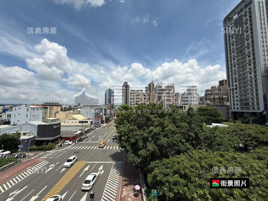 七期秋紅谷旁三角窗金透店房屋室內格局與周邊環境