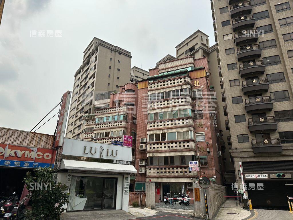 首購近未來Ｇ１０捷運三房房屋室內格局與周邊環境