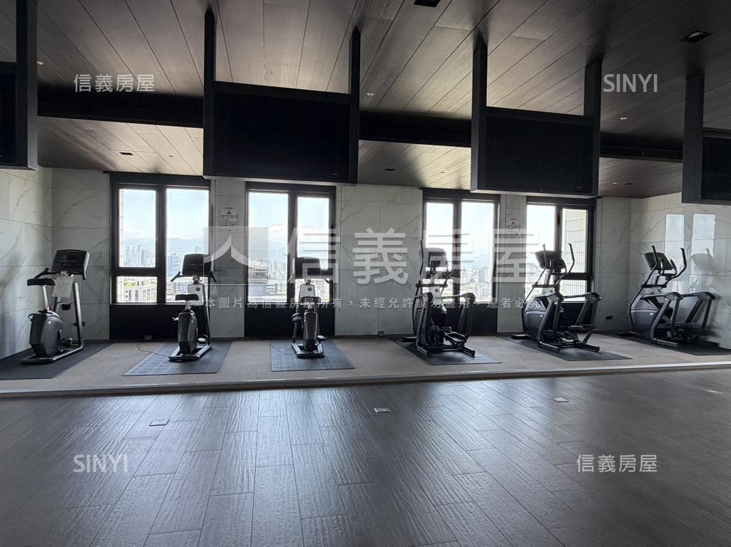 冠德泰極高樓景觀宅房屋室內格局與周邊環境