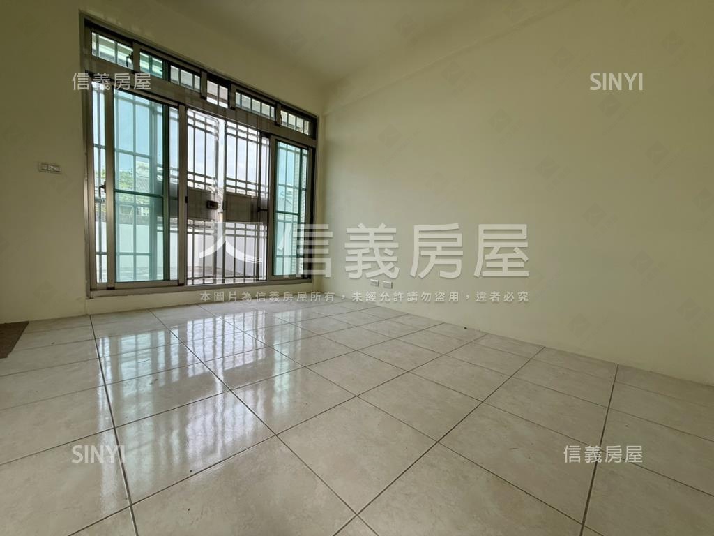 近未來漢神百貨美。別墅房屋室內格局與周邊環境