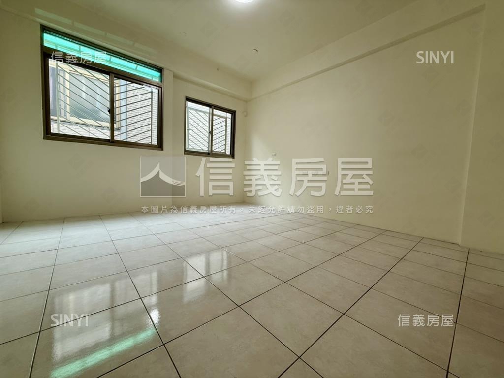 近未來漢神百貨美。別墅房屋室內格局與周邊環境