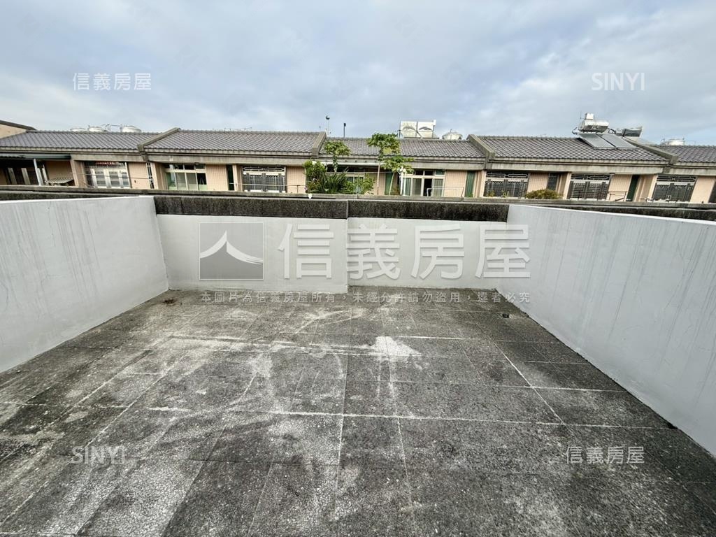 近未來漢神百貨美。別墅房屋室內格局與周邊環境