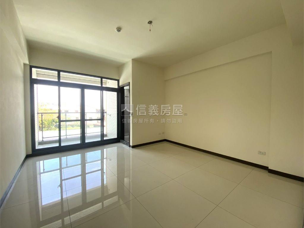 富春路全新臨路透店Ａ房屋室內格局與周邊環境