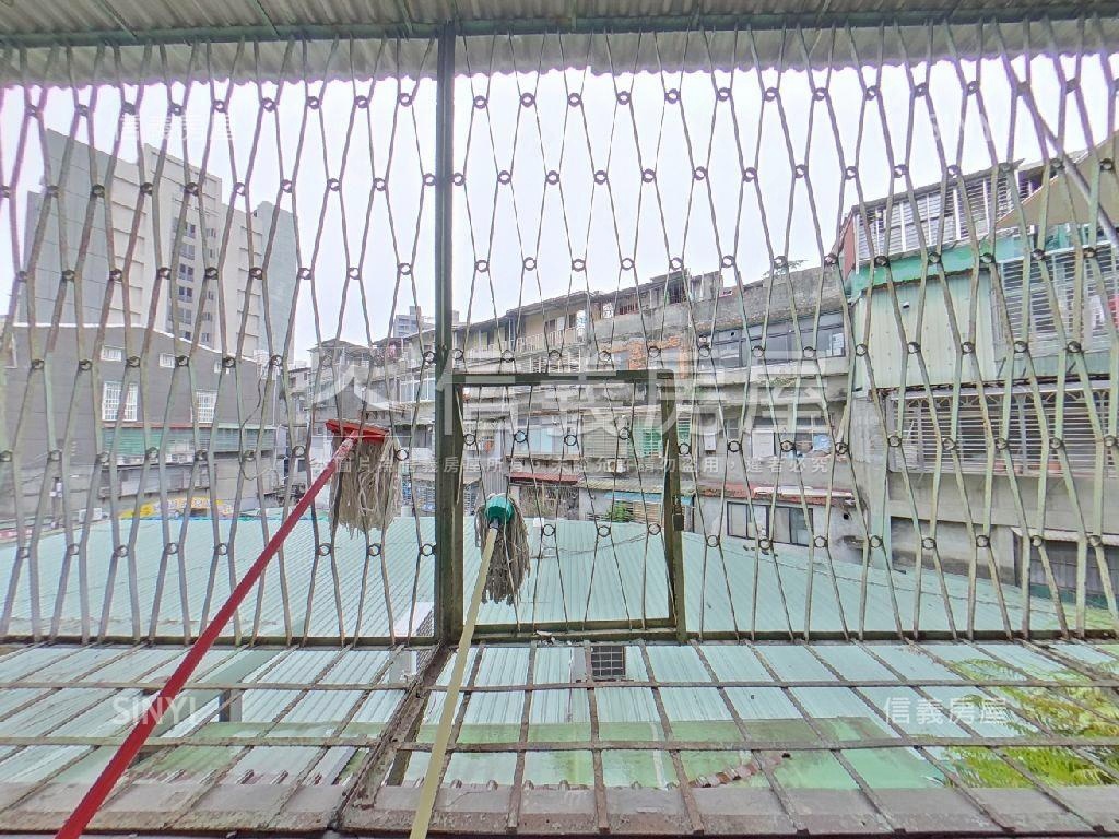正民族免爬高好宅房屋室內格局與周邊環境
