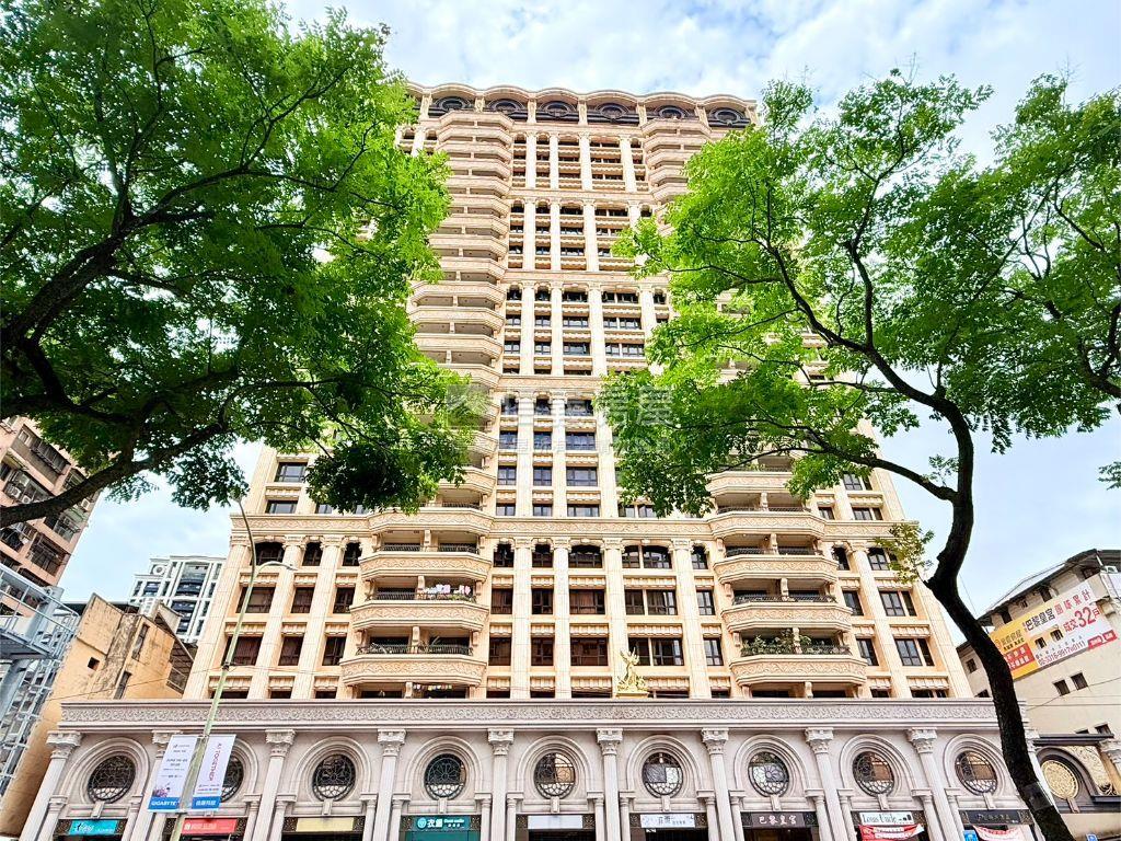 巴黎皇宮金店面房屋室內格局與周邊環境