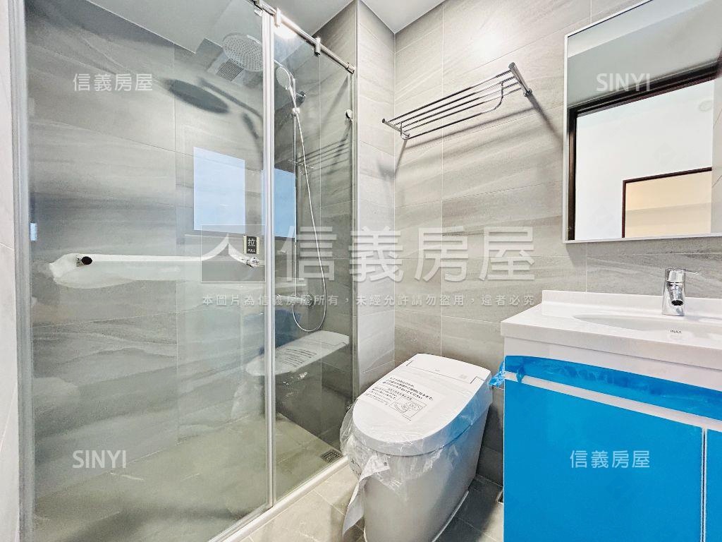久年水玥三房附坡平車位房屋室內格局與周邊環境