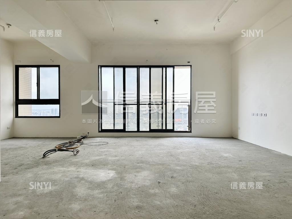 信義專任Ｂ１車位帝王上境房屋室內格局與周邊環境