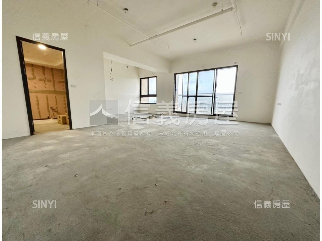 信義專任Ｂ１車位帝王上境房屋室內格局與周邊環境