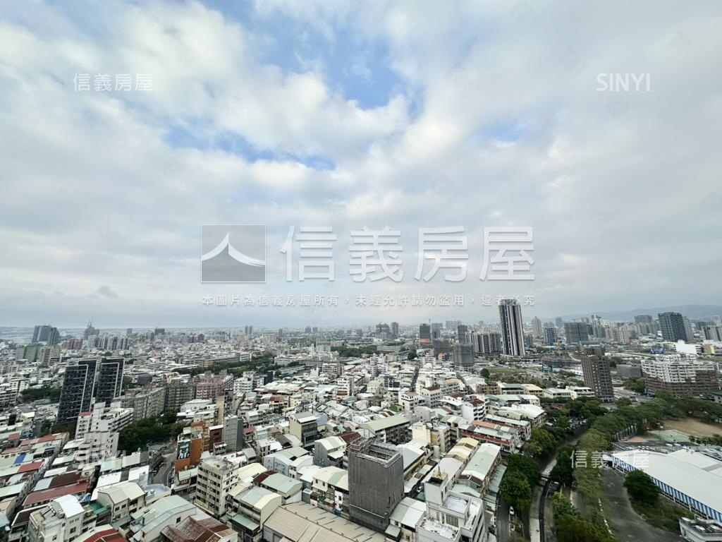 信義專任Ｂ１車位帝王上境房屋室內格局與周邊環境