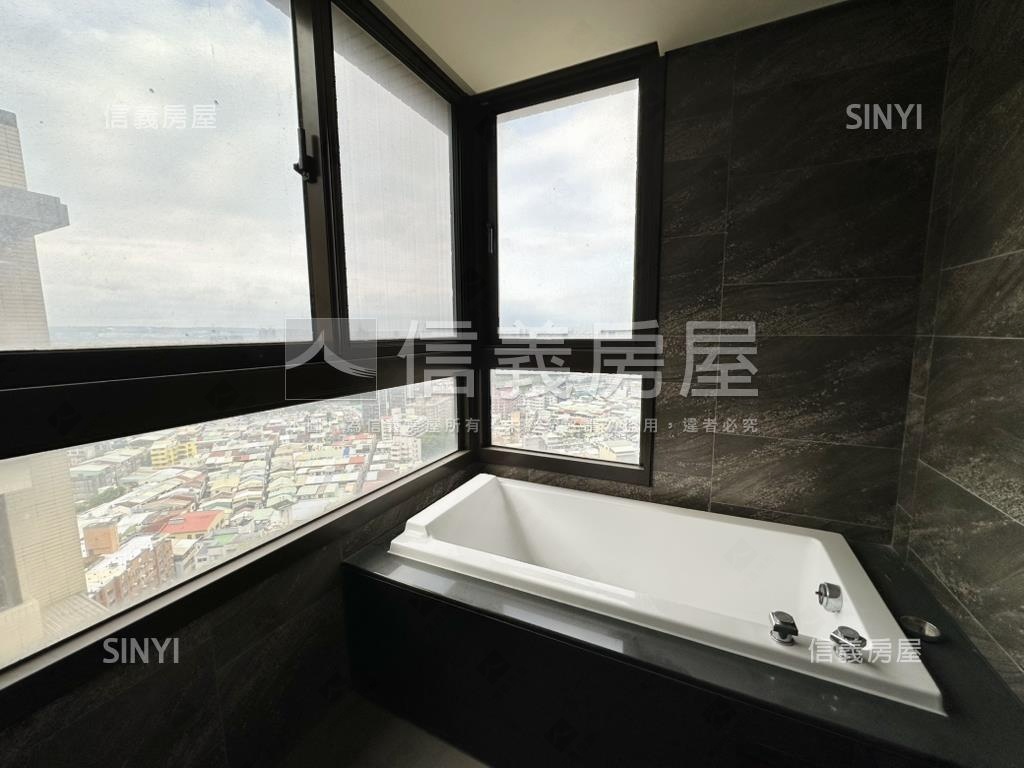 信義專任Ｂ１車位帝王上境房屋室內格局與周邊環境