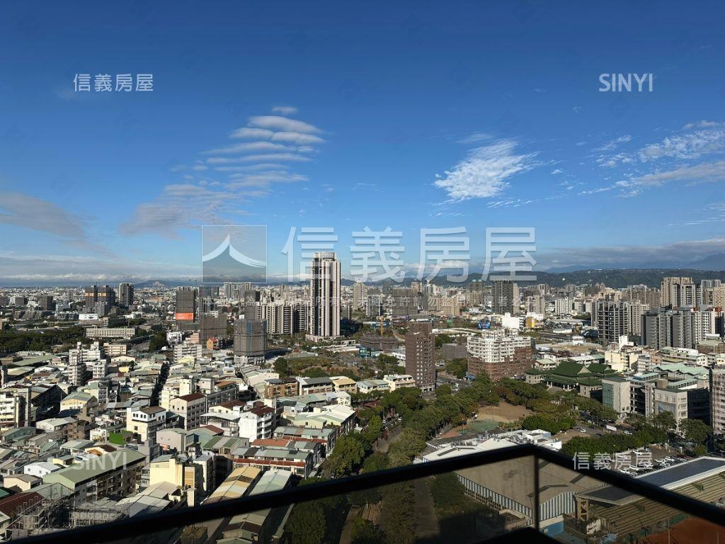 信義專任Ｂ１車位帝王上境房屋室內格局與周邊環境