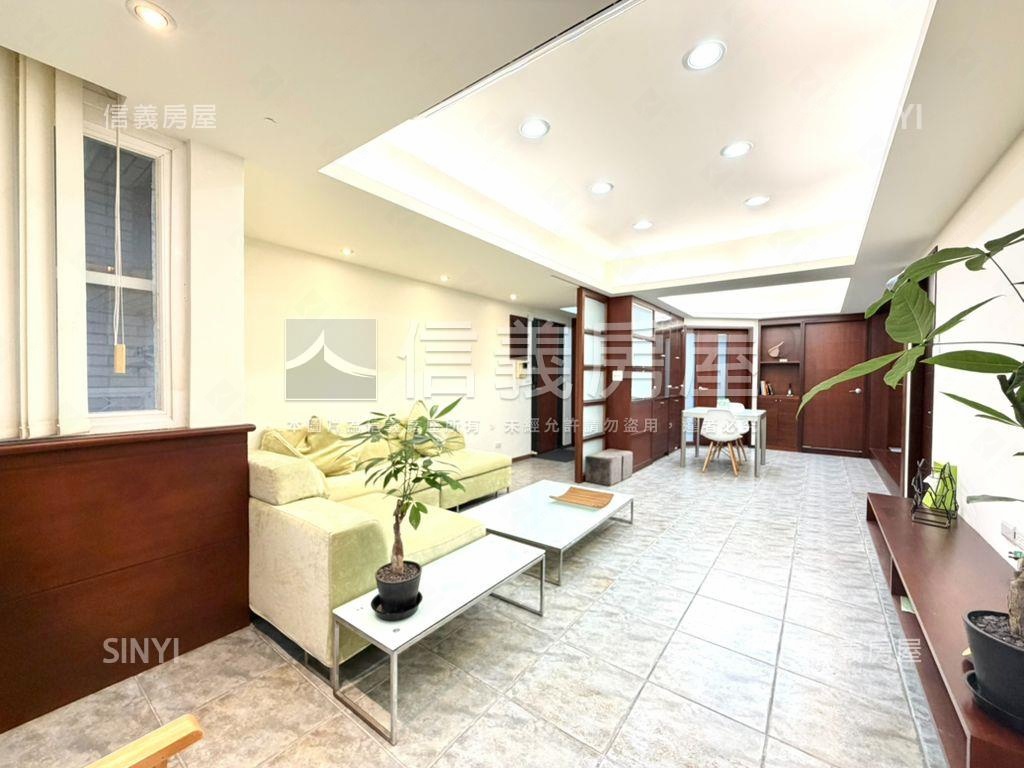 成功路四段３０巷電梯三房房屋室內格局與周邊環境