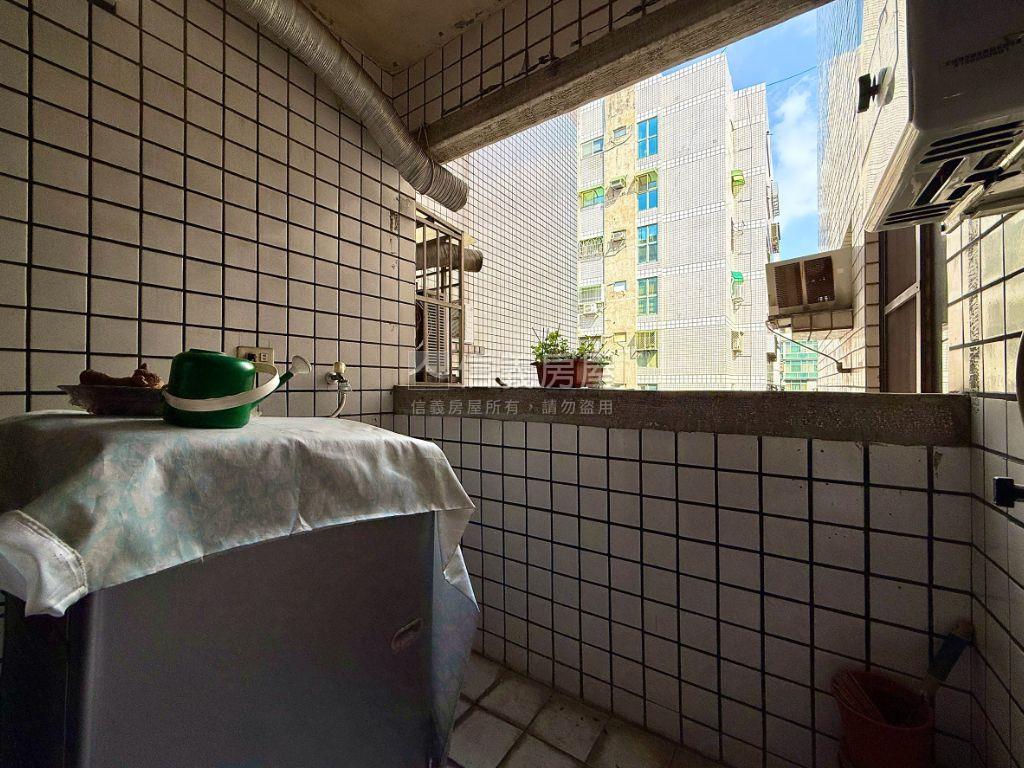 ★精華逢甲商圈美三房★房屋室內格局與周邊環境