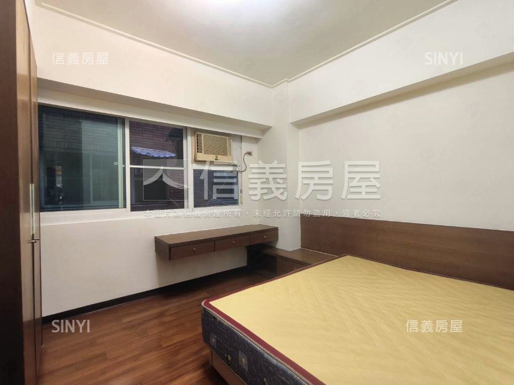 藝文漂亮社區明亮三房車位房屋室內格局與周邊環境