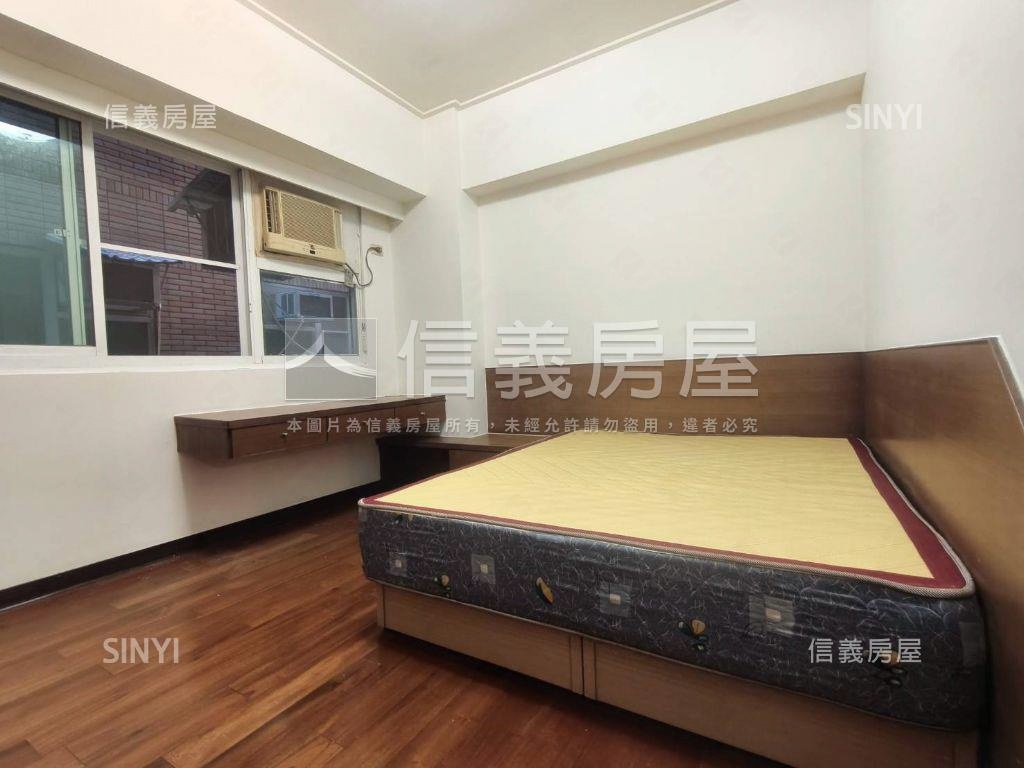 藝文漂亮社區明亮三房車位房屋室內格局與周邊環境