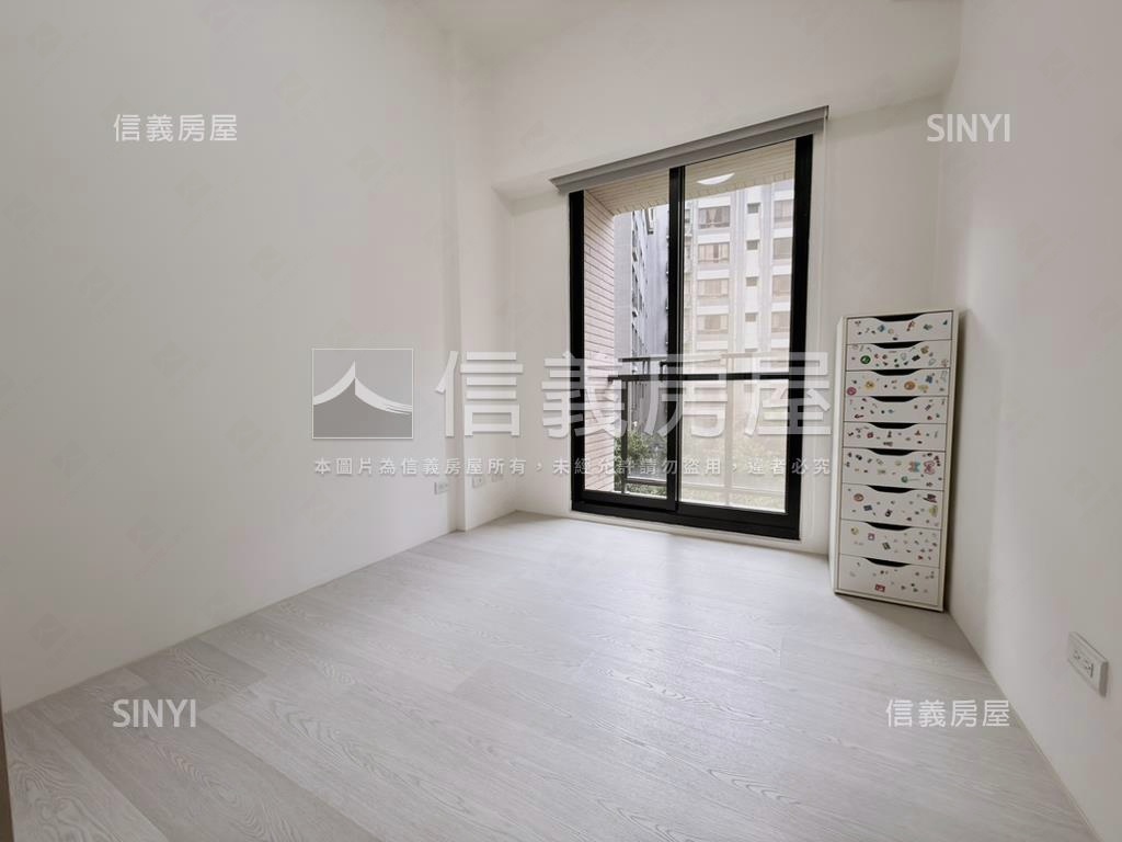 低總近高鐵的家ＩＰＡＲＫ房屋室內格局與周邊環境