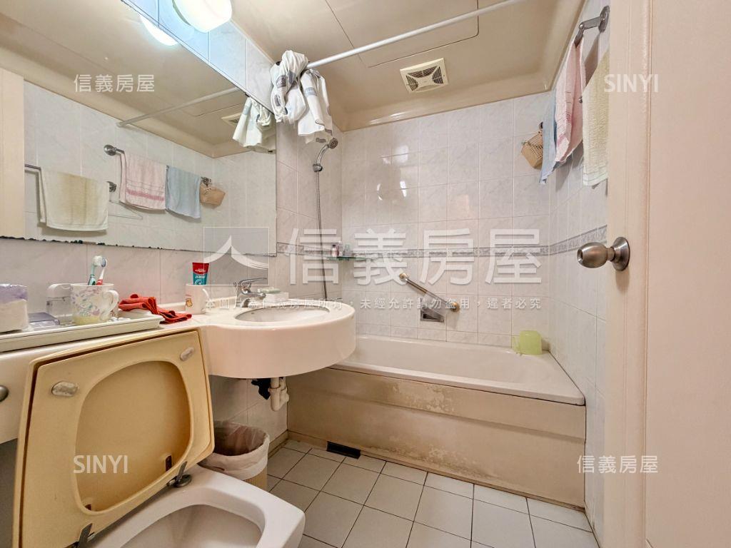 精緻裝潢摩登歐洲三房平車房屋室內格局與周邊環境
