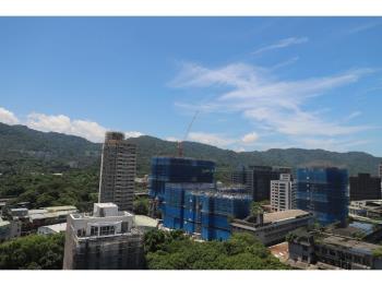 永寧捷運百坪辦公ＩＩ