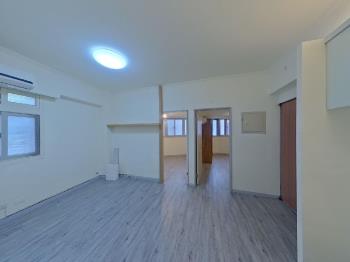 公園旁精緻四房美寓